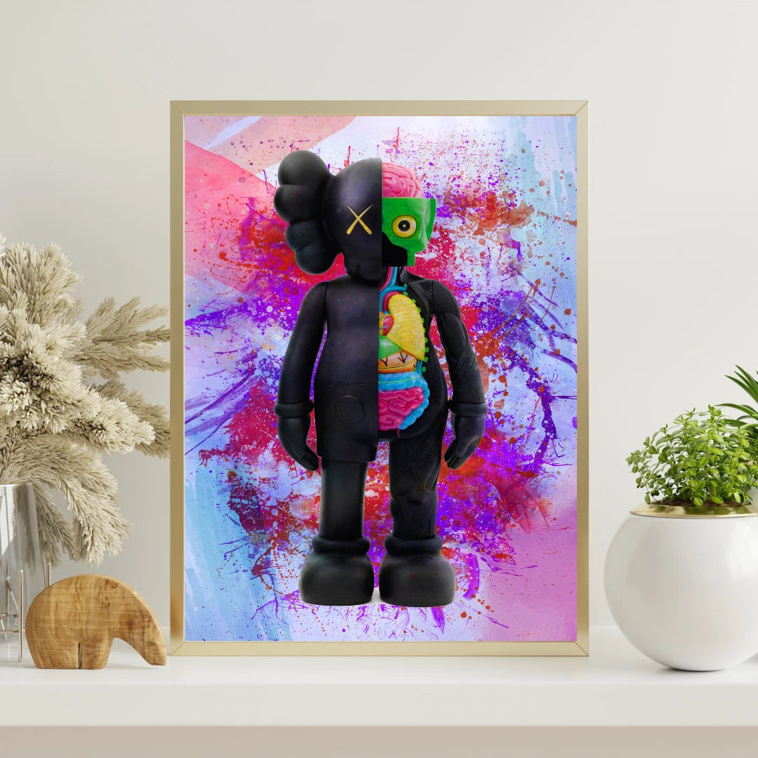 Plakat - Kaws i half body kunst - Admen.dk